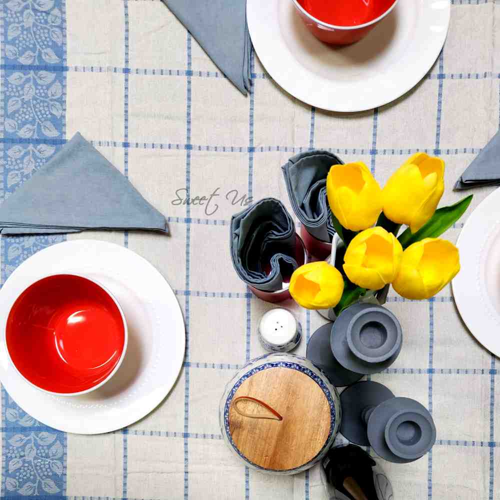 Jacquard Berry Vine Cotton Floral Tablecloth Collection, Oceanic Haze