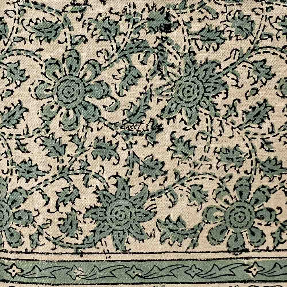 Daisy Bouquet Block Print Cotton Floral Placemat, Minty Breeze