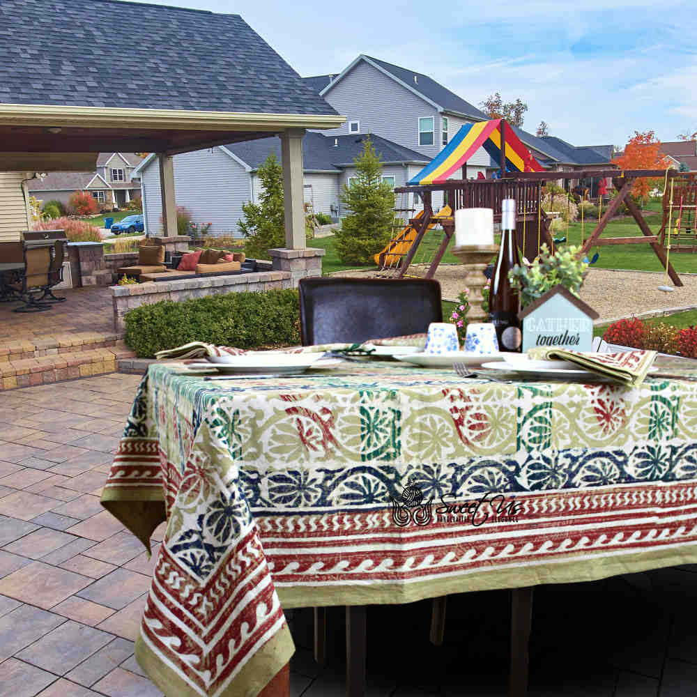 Trellis Whisper Cotton Floral Vine Tablecloth Collection, Serene Harmony