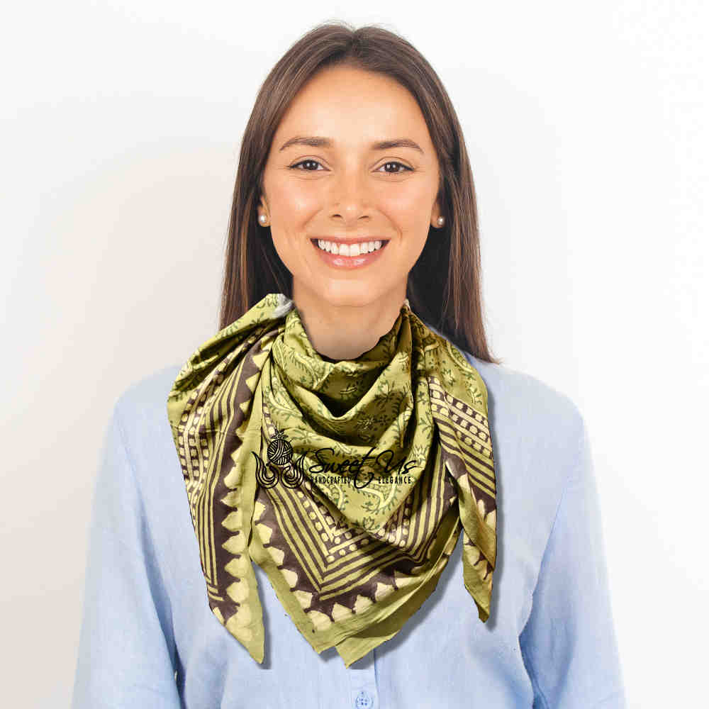Paisley Splendor Cotton Floral Scarf for Women, Jade Jewel