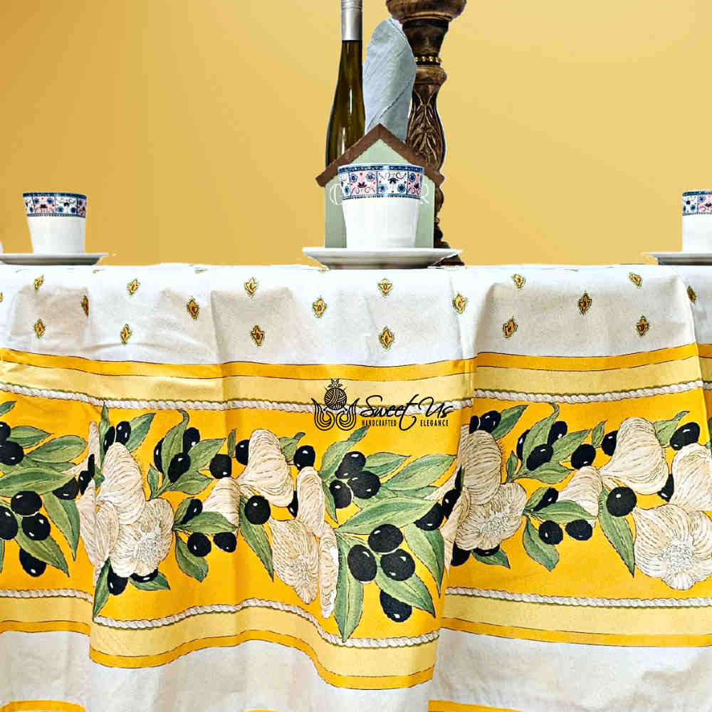 Herbal Vineyard Wipeable Tablecloth Stain Resistant French Acrylic Coated, Gold
