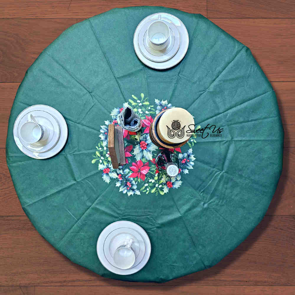 Christmas Cheer Acrylic Coated Wipeable Spill Resistant French Tablecloth, Fir