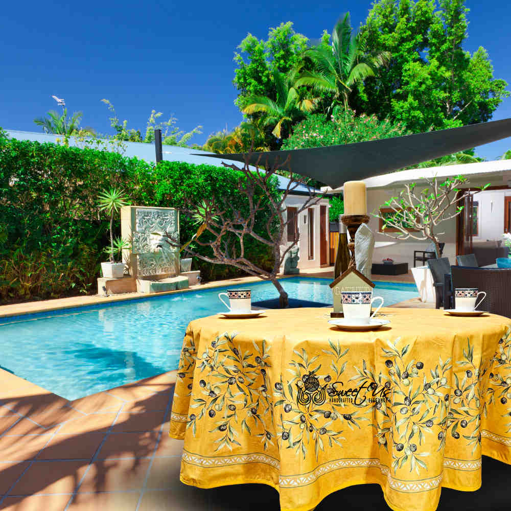 Provence d'Olives Wipeable Tablecloth, Spillproof, French Acrylic Coated, Gold