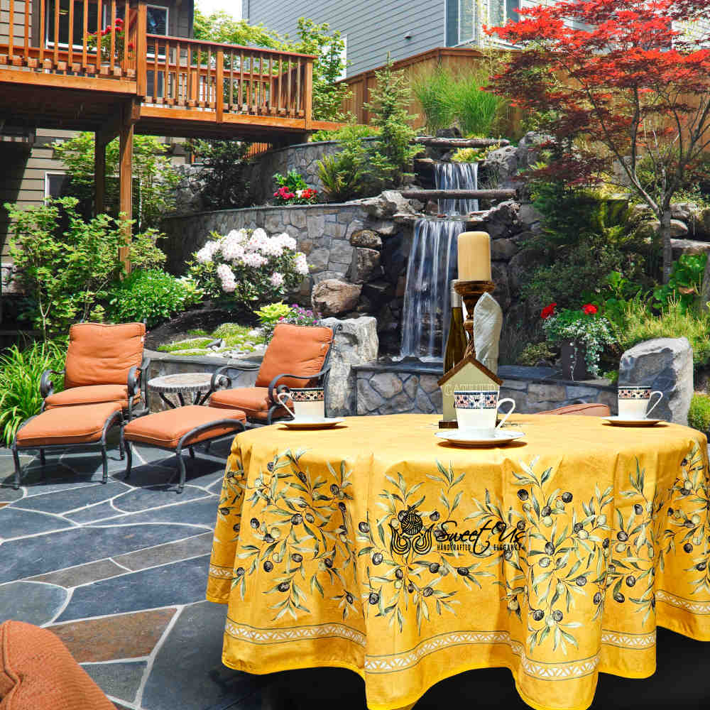 Provence d'Olives Wipeable Tablecloth, Spillproof, French Acrylic Coated, Gold