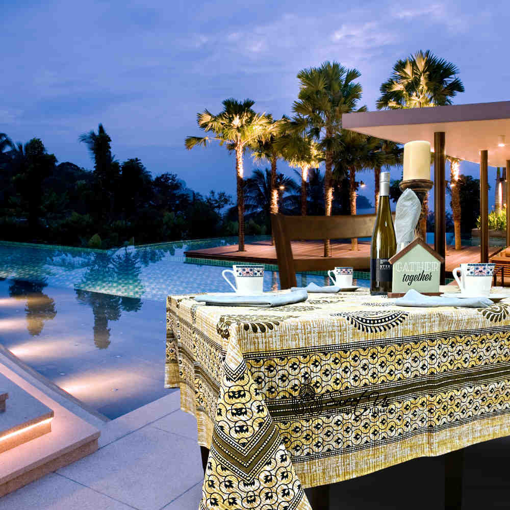 Crown Paisley Cotton Floral Tablecloth Rectangle, Canyon Clay