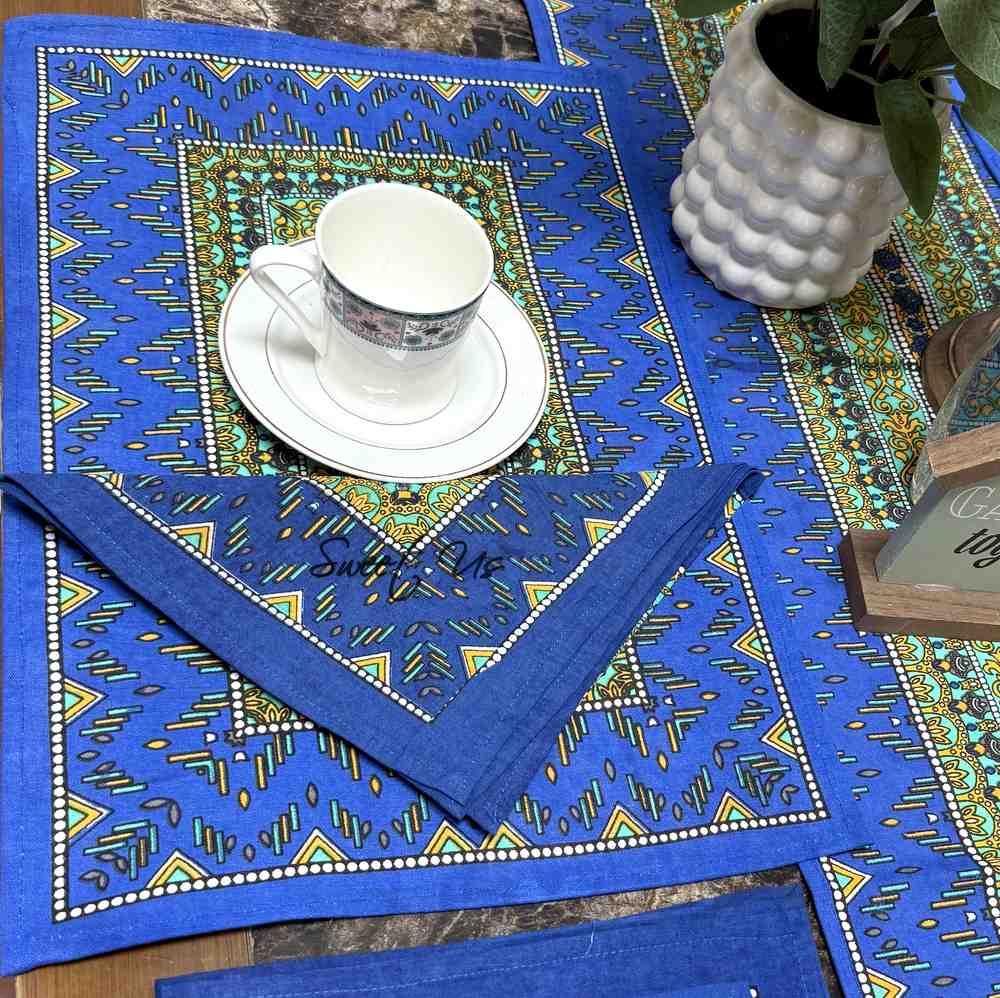 Sapphire Spectrum Geometric Print Set of Four Placemats, Turquoise Fusion