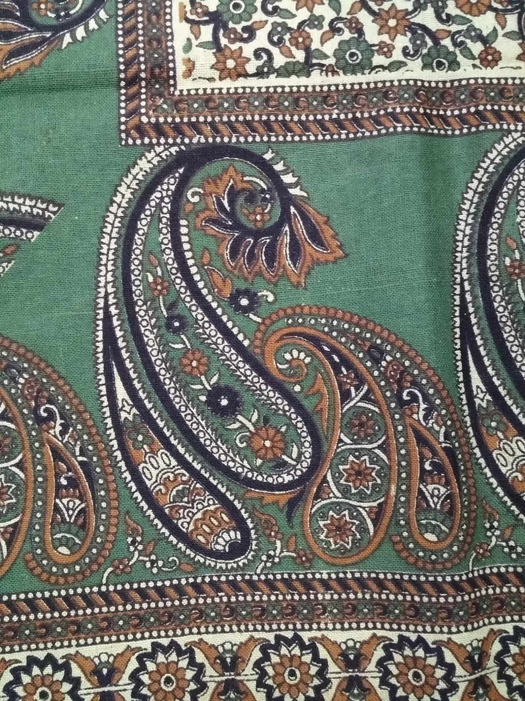 Handmade Cotton Paisley Mandala Tapestry Tablecloth Spread Full with Fringes - Sweet Us