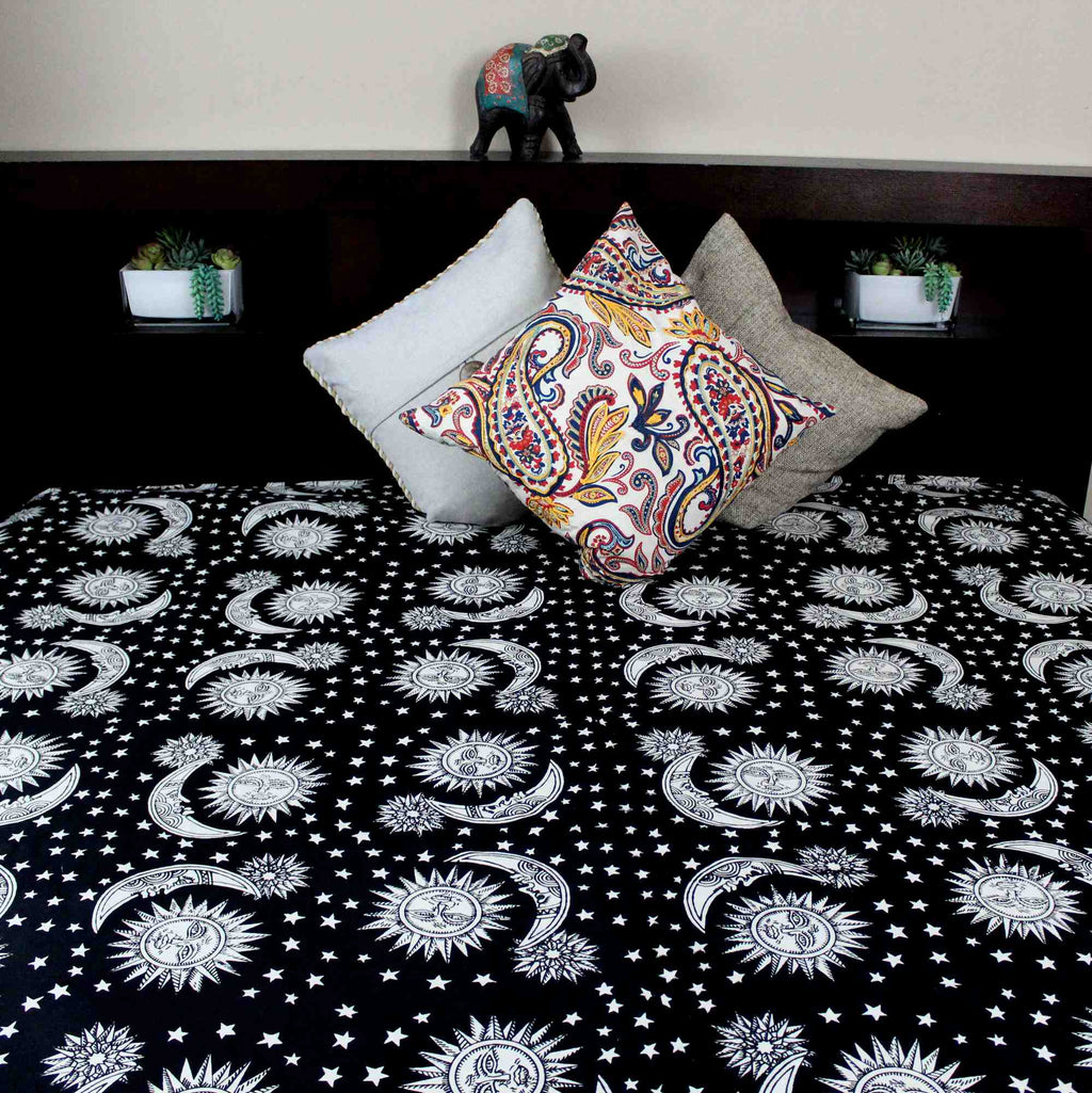 Handmade 100% Cotton Celestial Sun Moon & Star Tapestry Coverlet Black White Full & Queen - Sweet Us