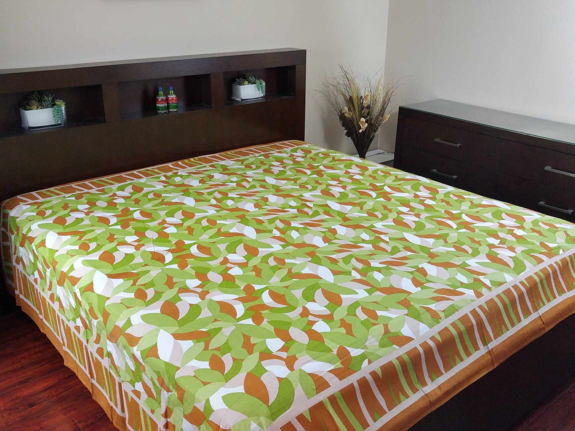 Handmade Cotton Petal Cluster Leaves Spread Tablecloth Tapestry Coverlet 70x104 - Sweet Us