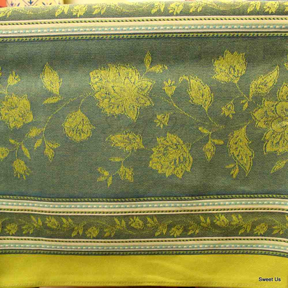 Wipeable Stain Resistant French Floral Cotton Jacquard Tablecloth Bright Sky