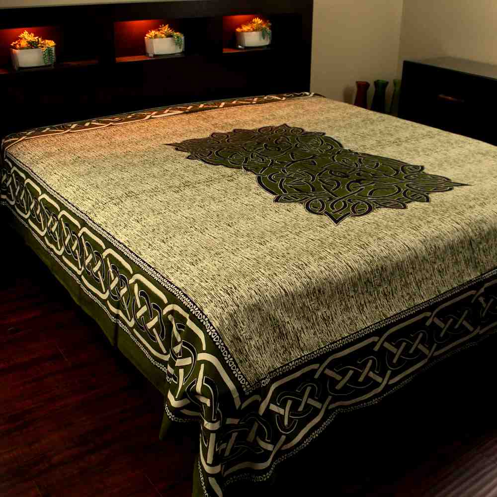 Cotton Celtic Tapestry Circle Bedspread Queen 106 x 106 inches Olive Green - Sweet Us