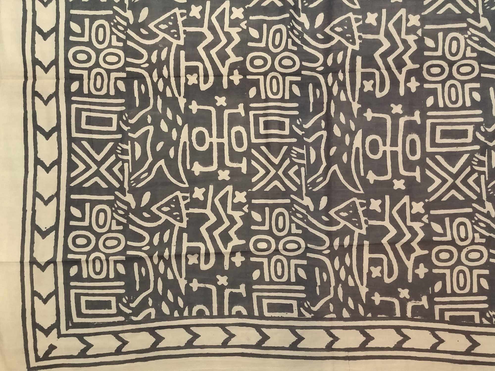 Handmade 100% Cotton Dabu Brush Print Tapestry Tablecloth Bedspread Coverlet Beach Sheet Bed Sheet Queen 106x106 Black - Sweet Us