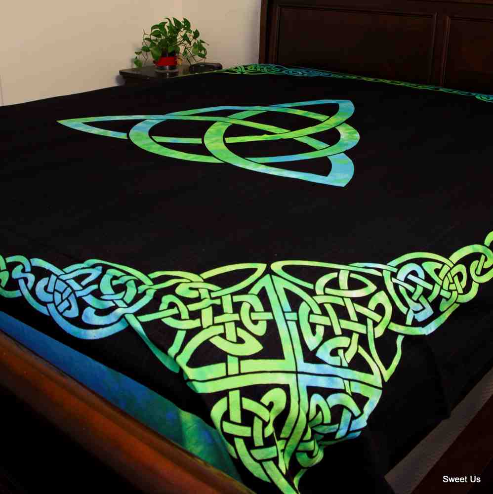 Cotton Celtic Trinity Heavy Triquetra Tablecloth with Fringes - Sweet Us