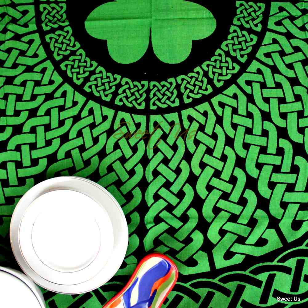 Cotton Celtic Lucky Clover Tablecloth Rectangle Black Green Dining Linen