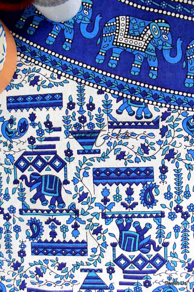 Cotton Tusker Bloom Tablecloth Rectangle, Tapestry, Ocean Mist