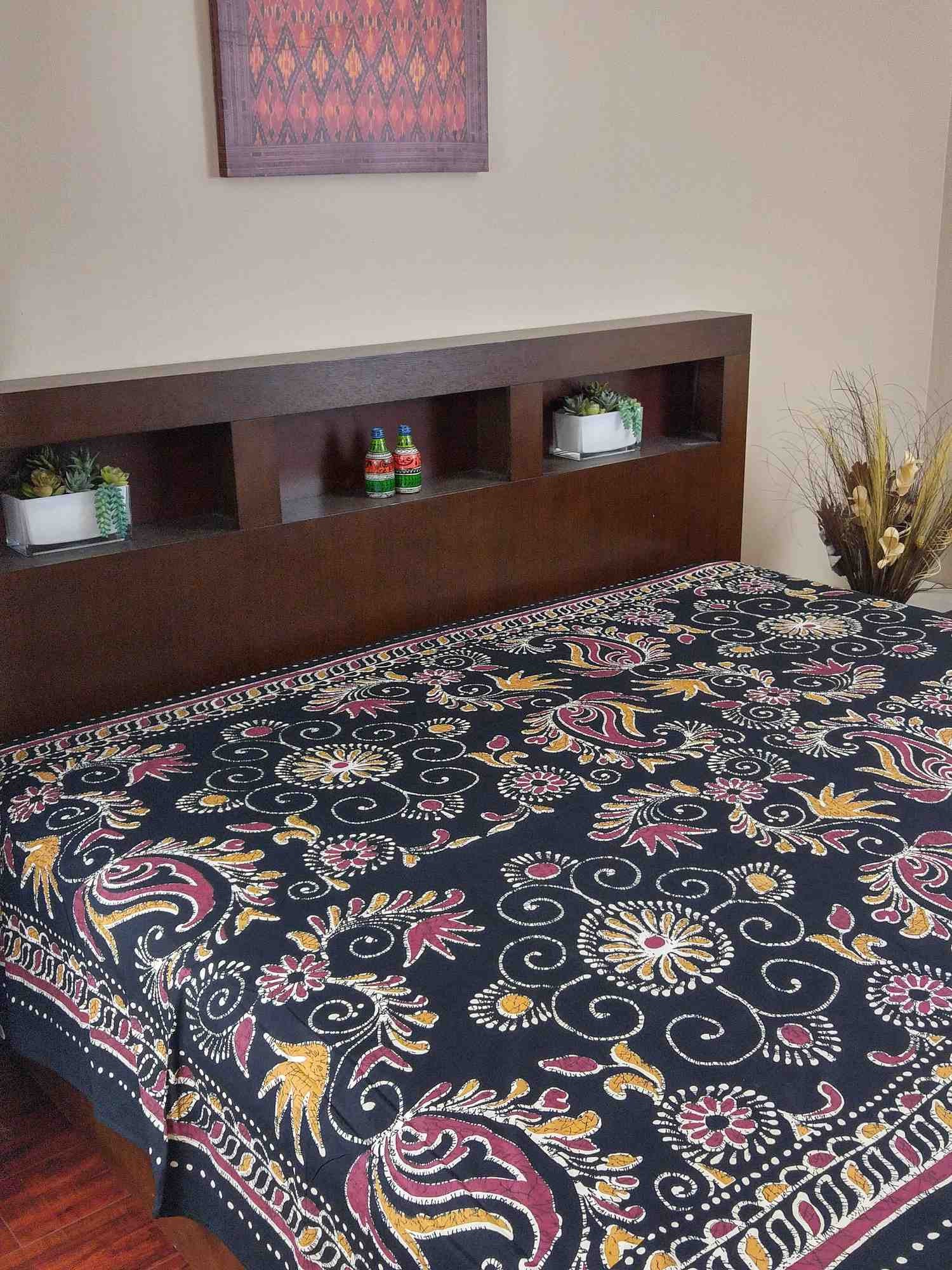 Handmade 100% Cotton Floral Batik Bedspread Coverlet Bed Sheet Tapestry Tablecloth Throw Twin Black Red - Sweet Us