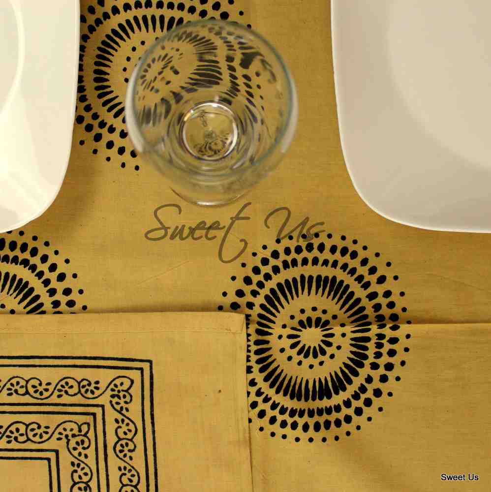 Cotton Floral Geometric Circle Print Tablecloth Rectangle 60x90 Green Off White