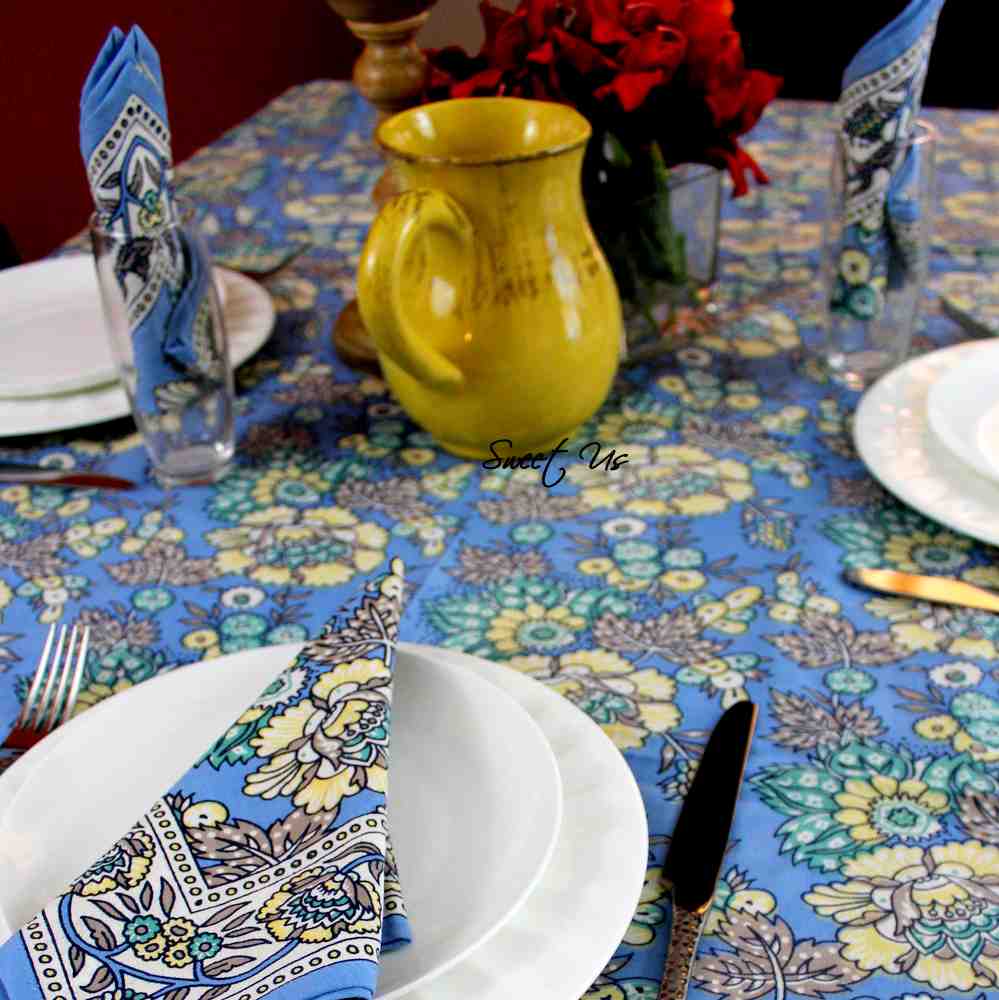 Floraison de Luxe Cotton French Country Floral Tablecloth, Sunlit Serenity