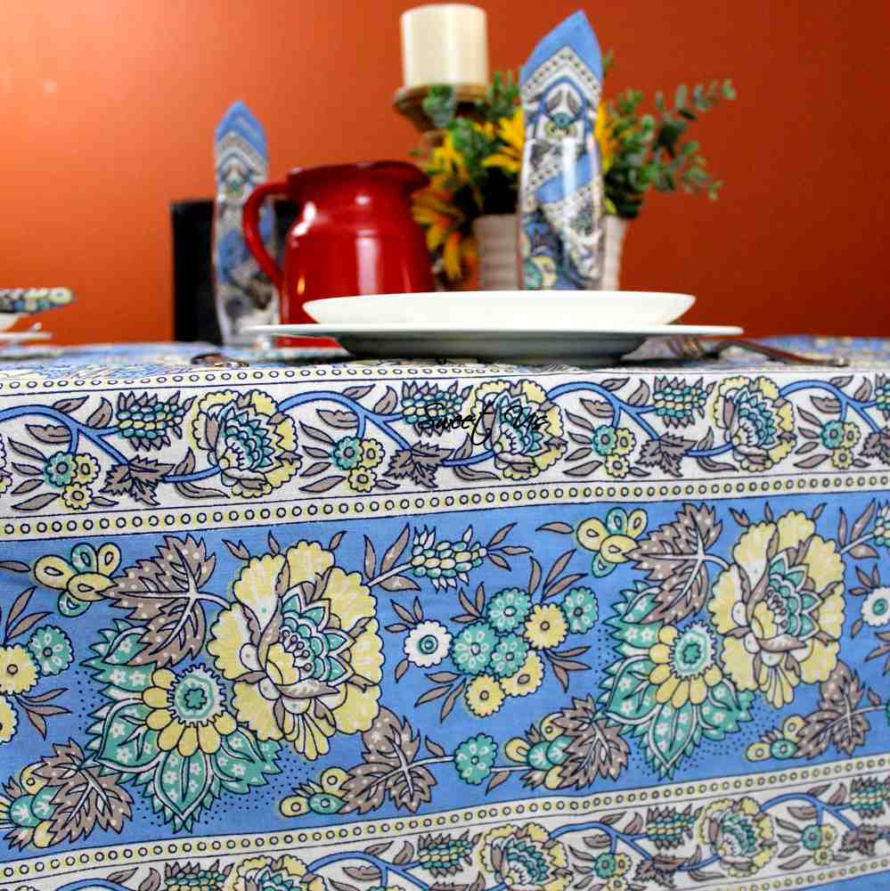 Floraison de Luxe Cotton French Country Floral Tablecloth, Sunlit Serenity