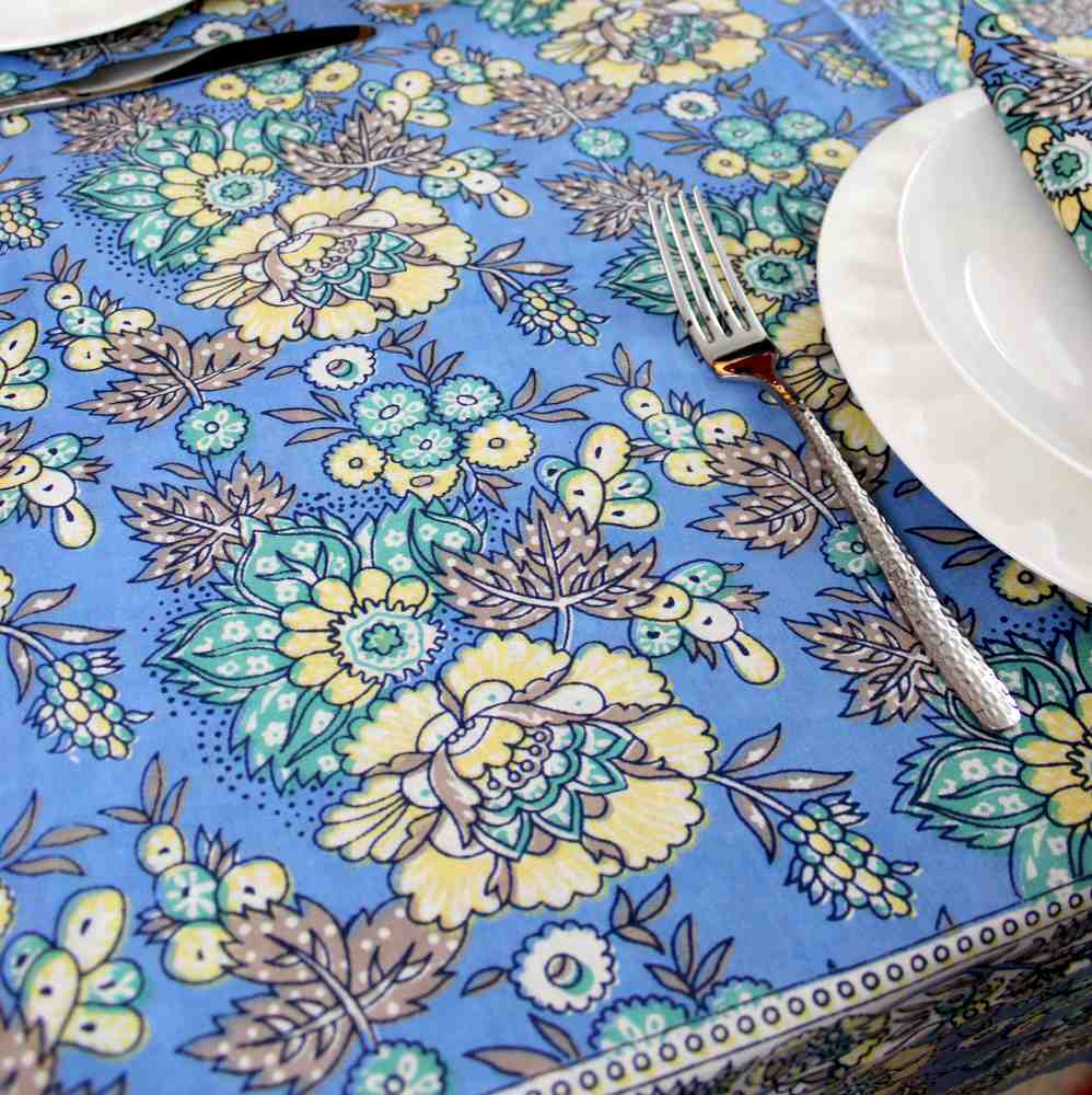 Floraison de Luxe Cotton French Country Floral Tablecloth, Sunlit Serenity