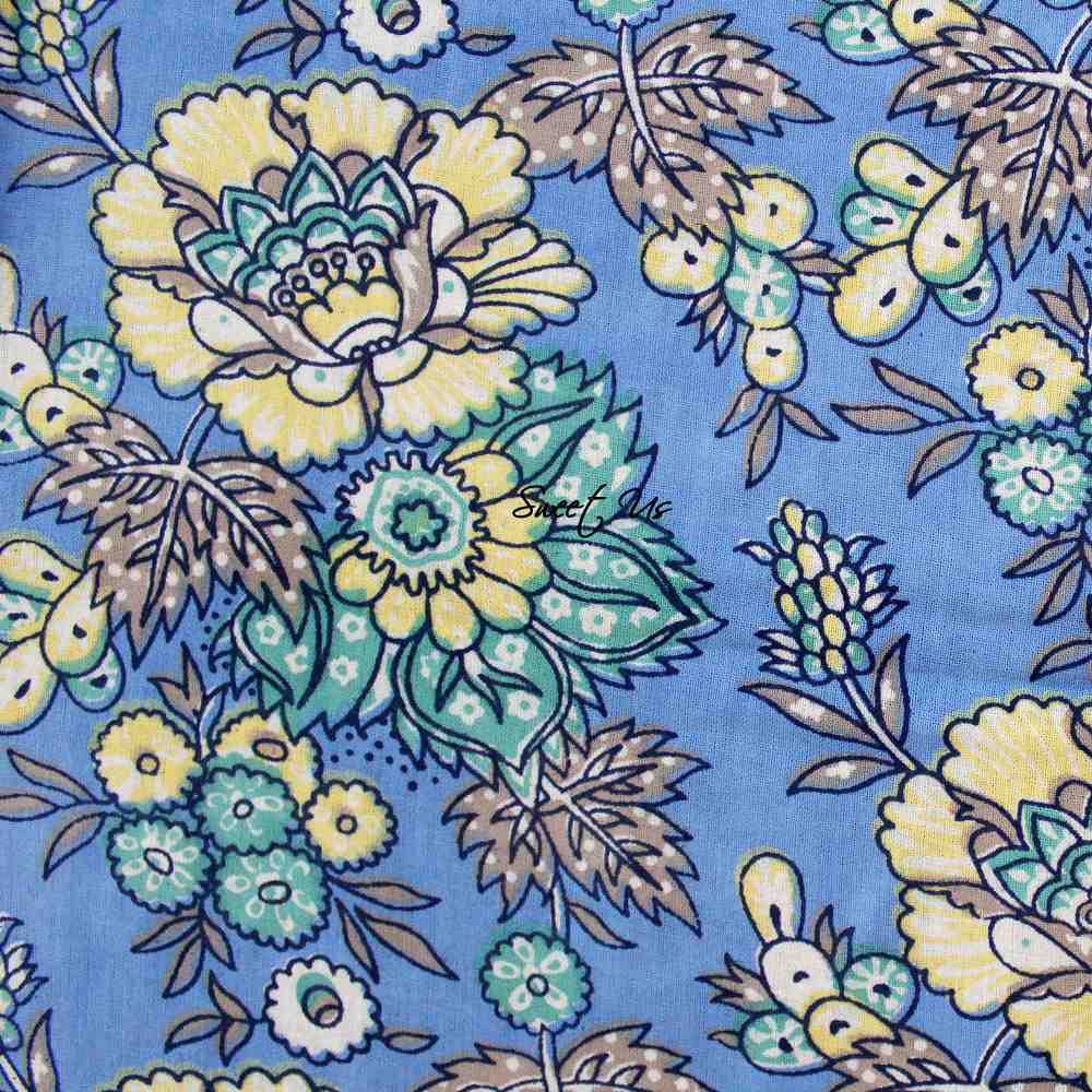 Floraison de Luxe Cotton French Country Floral Tablecloth, Sunlit Serenity