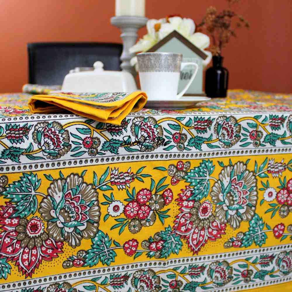Floraison de Luxe Cotton French Country Floral Tablecloth, Golden Garden